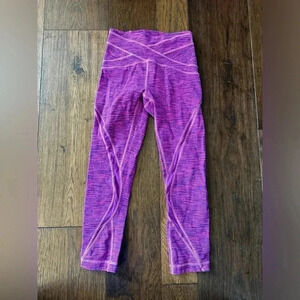 LuLulemon Purple Crop Pants- size 2